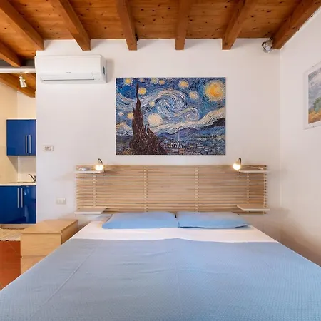 Corte Roveggia - Monolocale Gogh Apartment Verona