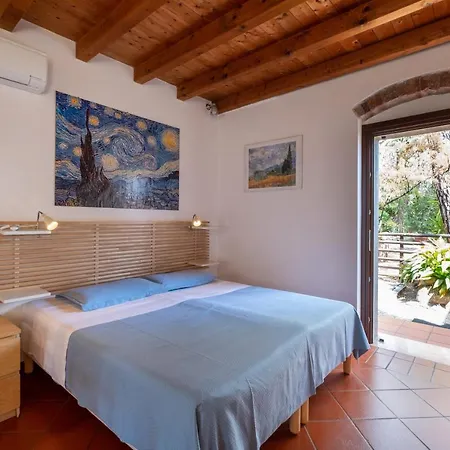 Appartement Corte Roveggia - Monolocale Gogh *