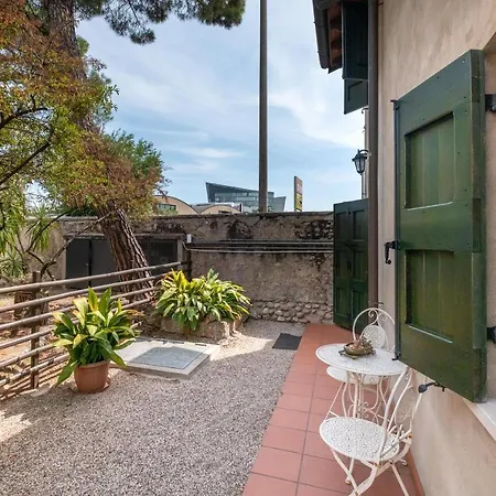 Appartement Corte Roveggia - Monolocale Gogh *