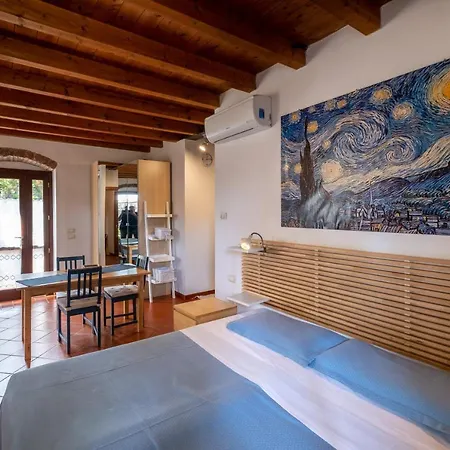 Apartment Corte Roveggia - Monolocale Gogh